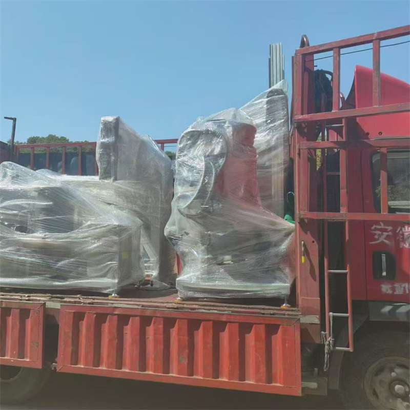兰山区洛扎县：物流专线的高效货运之旅